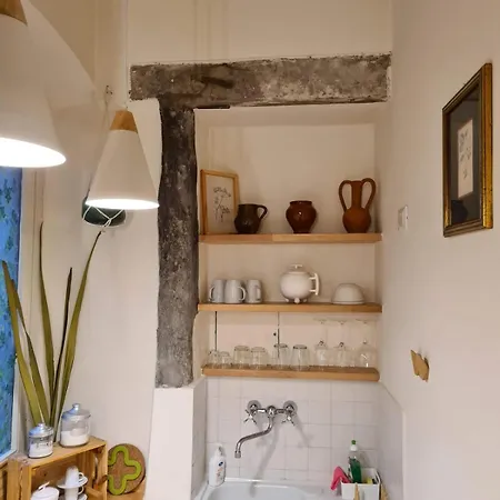 Chic Flat In Centre Near The Train Station Florenz