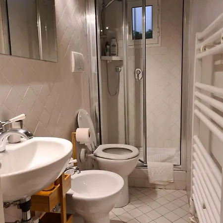 Chic Flat In Centre Near The Train Station Apartment Florenz
