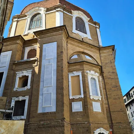 Chic Flat In Centre Near The Train Station Apartment Florenz