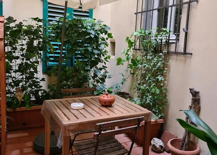 Chic Flat In Centre Near The Train Station